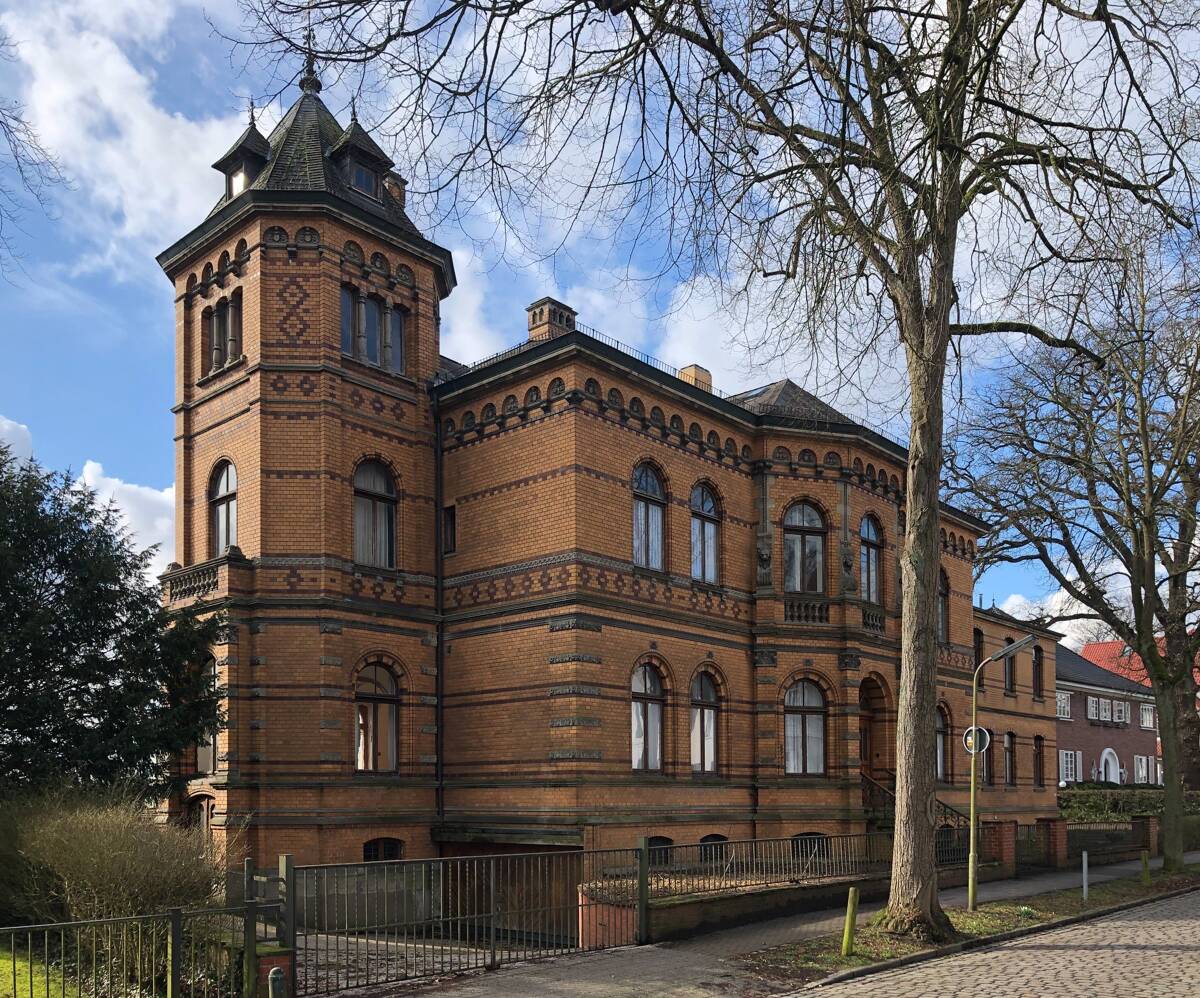 Einzigartiges Anwesen: Denkmalgeschützte Villa mit traumhaftem Weser-Blick in Bremen-Vegesack – 28757 Bremen – Bild 1 von 3