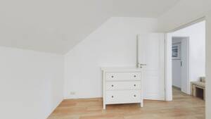 Attraktives Zweifamilienhaus mit großem Grundstück in Paderborner Innenstadtnähe – 33102 Paderborn – Vorschaubild 7
