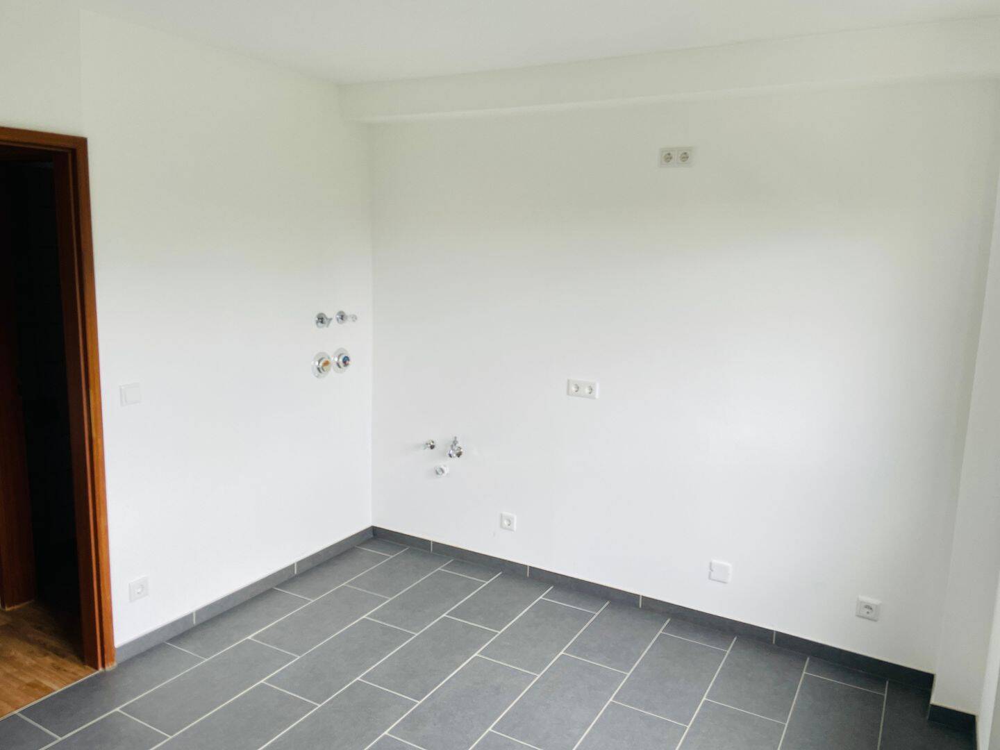 Gepflegte 3-Zimmer-Wohnung nahe Frankenstraße ab sofort verfügbar – Nürnberg – Vorschaubild 8