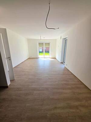 Erstbezug, moderne Erdgeschosswohnung mit Terrasse und Carport in Westoverledingen – 26810 Westoverledingen – Vorschaubild 7