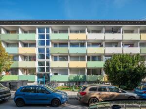 MAIER - Gestaltungspotential: Appartement mit Südbalkon und TG! – 80809 München – Vorschaubild 3
