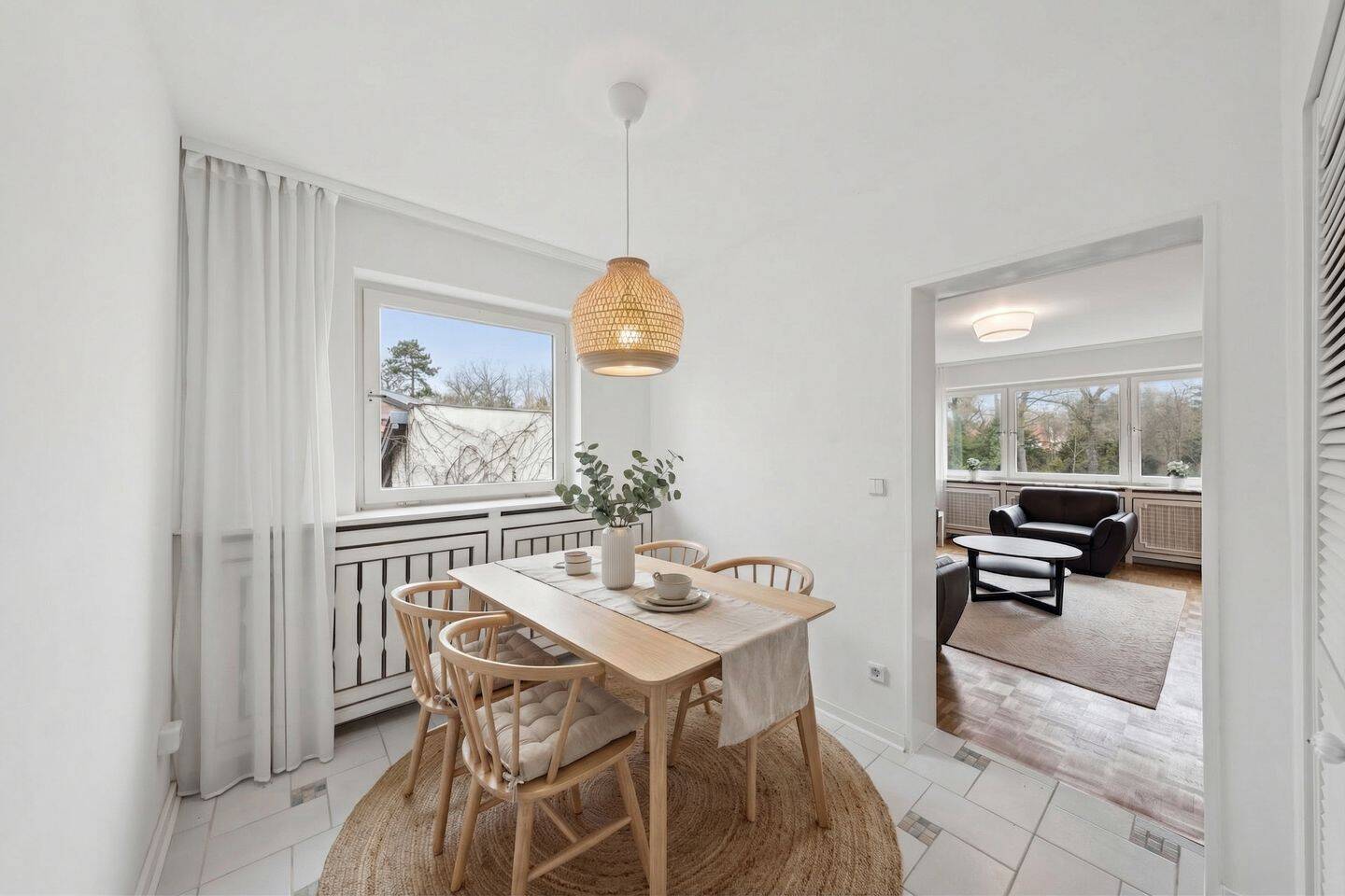 Sonnige Dreizimmerwohnung mit Balkon in ruhiger Zehlendorf Lage – Berlin – Vorschaubild 4