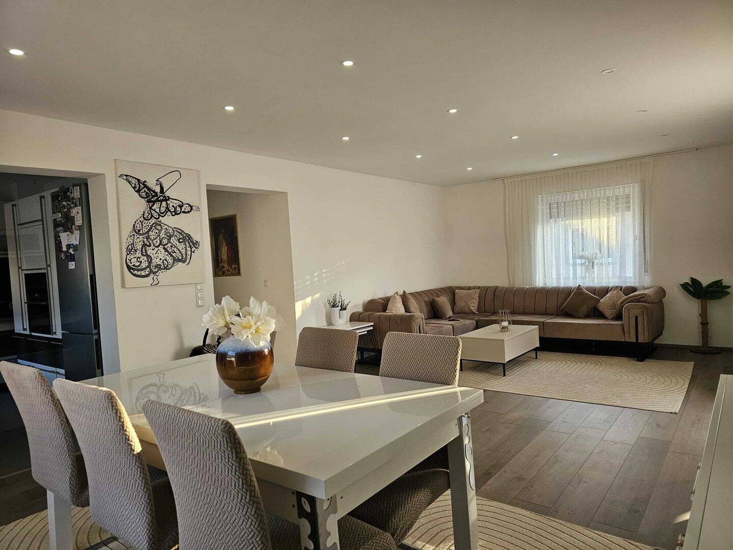 Lichtdurchflutetes Wohnen mit Urlaubsflair - Modernisiertes Zuhause in grüner Lage nahe dem Rhein