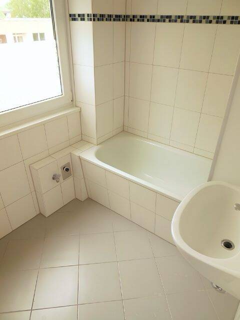 Ihr neues Zuhause: Gepflegte Wohnung mit Balkon und Nähe zu Freizeitangeboten – Salzgitter – Vorschaubild 6