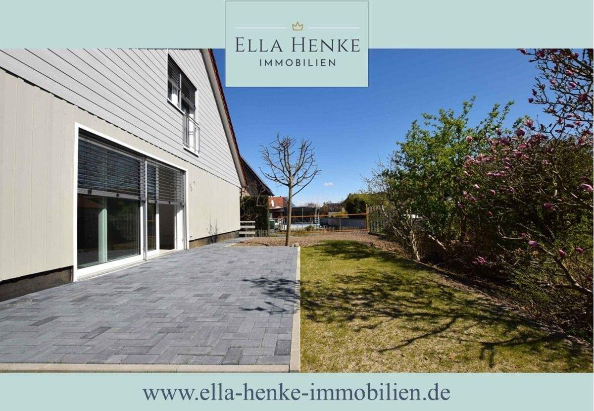 Ganz nah am See: Modernes, freistehendes Einfamilienhaus mit Wärmepumpe + Carport. – Edemissen – Bild 1 von 9
