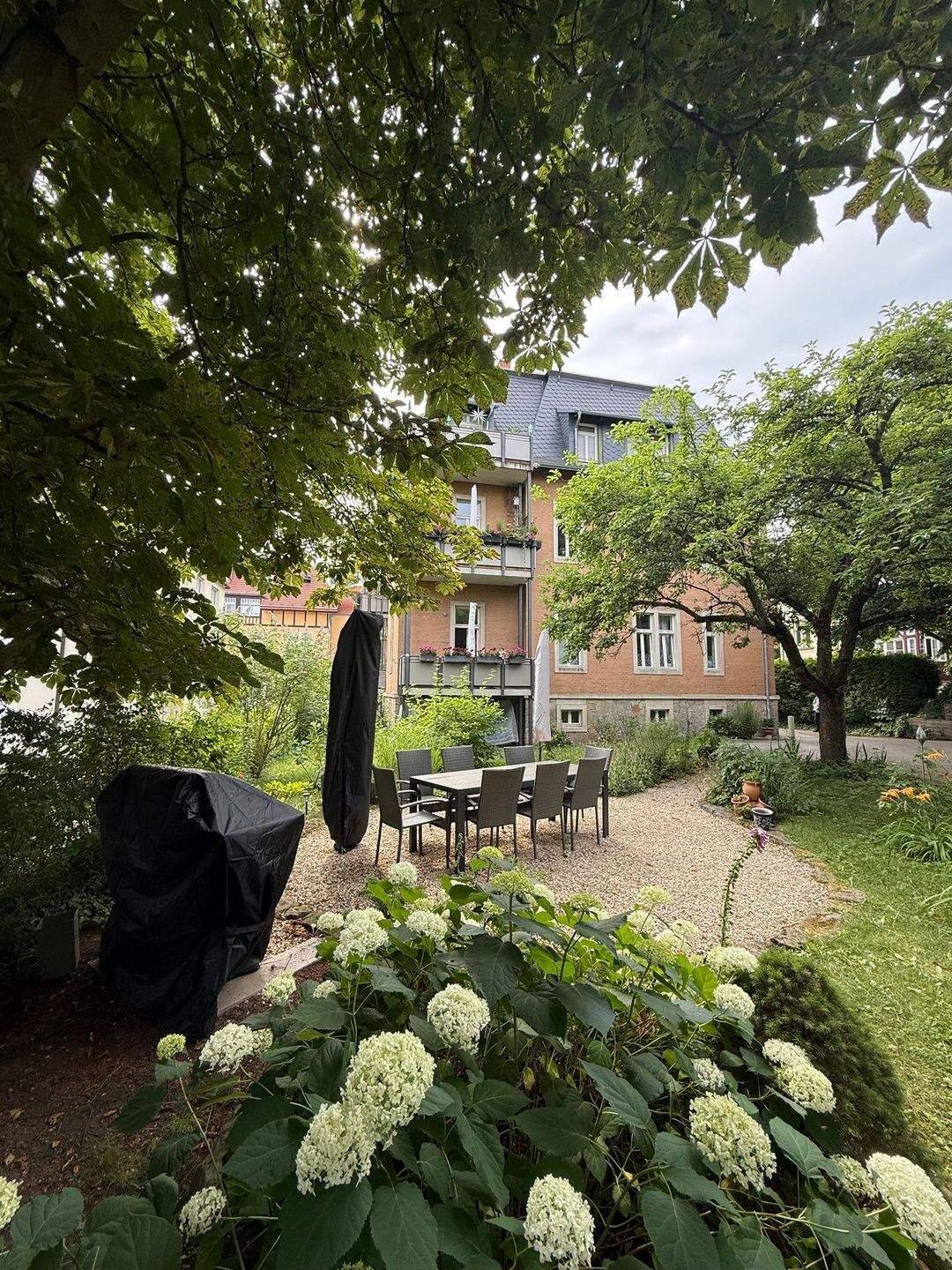 ! Eigennutzer aufgepasst ! Attraktive 3 Zi.Wohnung mit Balkon, Fußbodenheizung und Parkettboden !