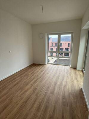 Sonne den ganzen Tag - 3-Zimmer Wohnung mit zwei Dachterrassen und Einbauküche am Oldenburger Fliegerhorst ! – 26127 Oldenburg – Vorschaubild 6