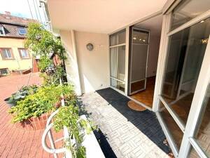 Bezugsfreie Eigentumswohnung in zentraler Lage mit Balkon und TG-Stellplatz – 97070 Würzburg – Vorschaubild 2