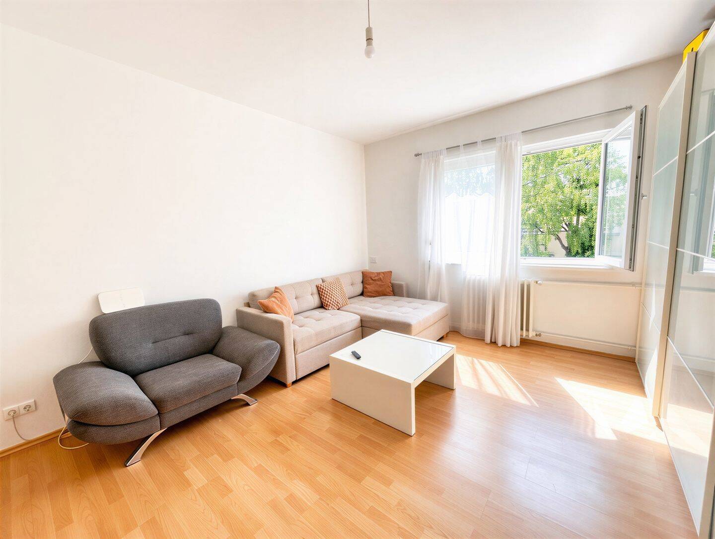 2 Zimmer, viel Licht, Südbalkon: Wohntraum in Reinickendorf – Berlin – Vorschaubild 4