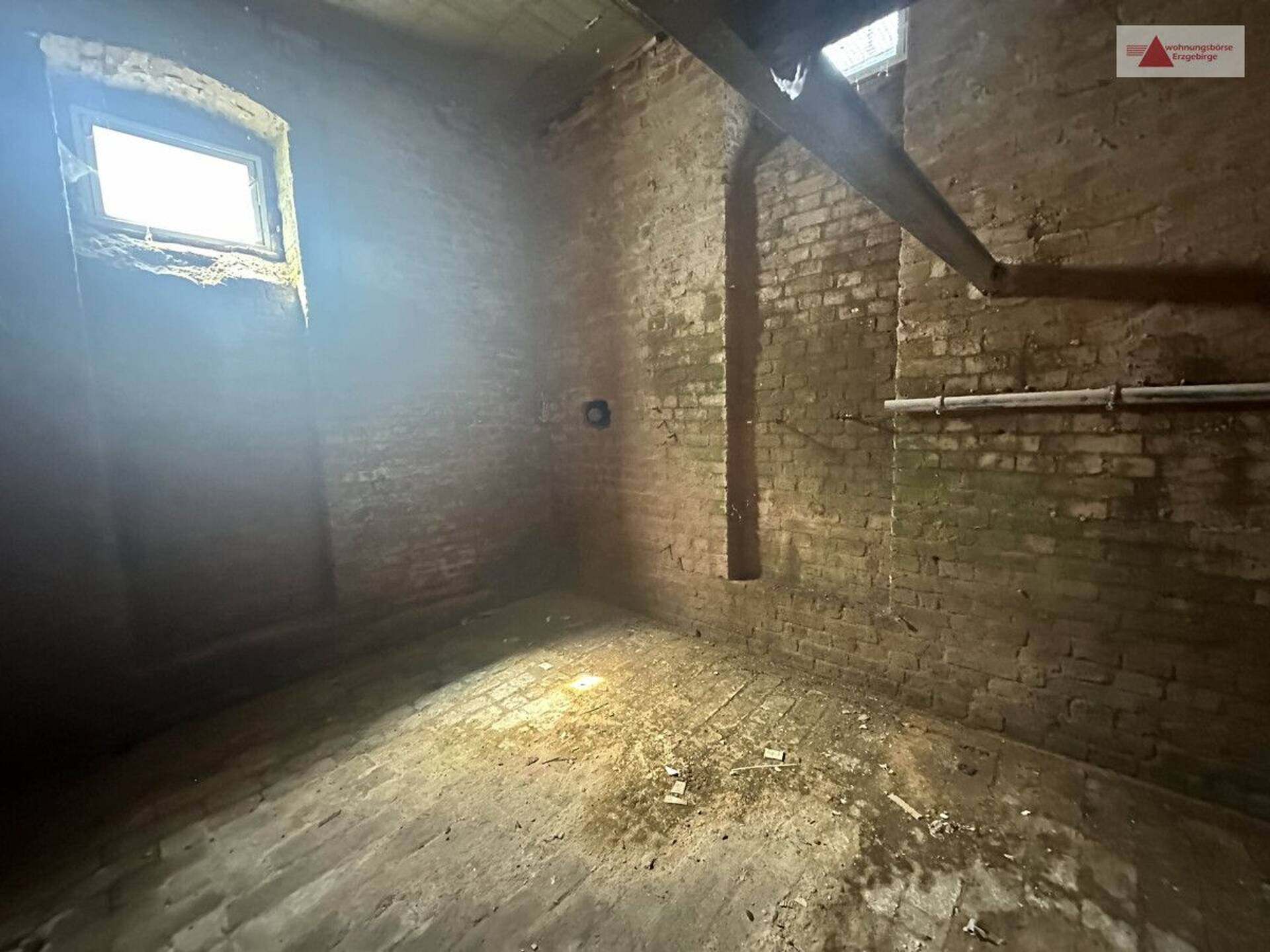 Mehrfamilienhaus in 08132 Mülsen / Mülsen Sankt Jacob mit 374,3 m² kaufen