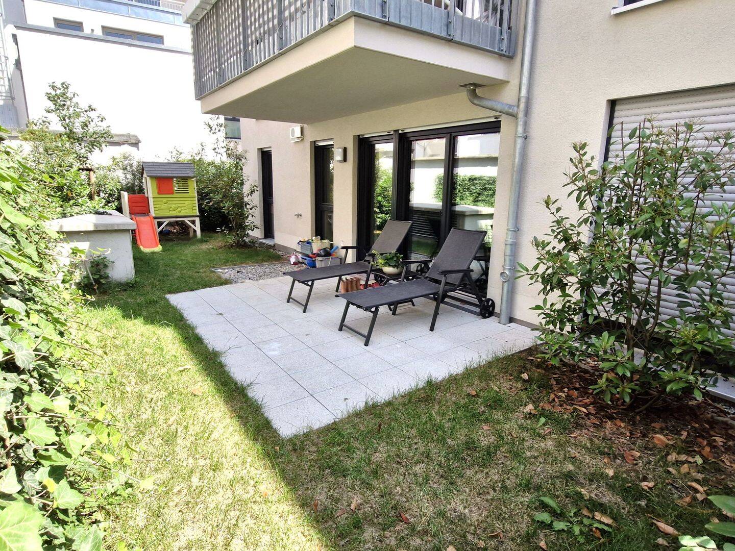 Einziehen und Wohlfühlen: Neuwertige 2 ½-Zi.-Premium-ETW mit Privatgarten in ruhiger Wohnlage Nähe Wöhrder See – Nürnberg – Vorschaubild 3