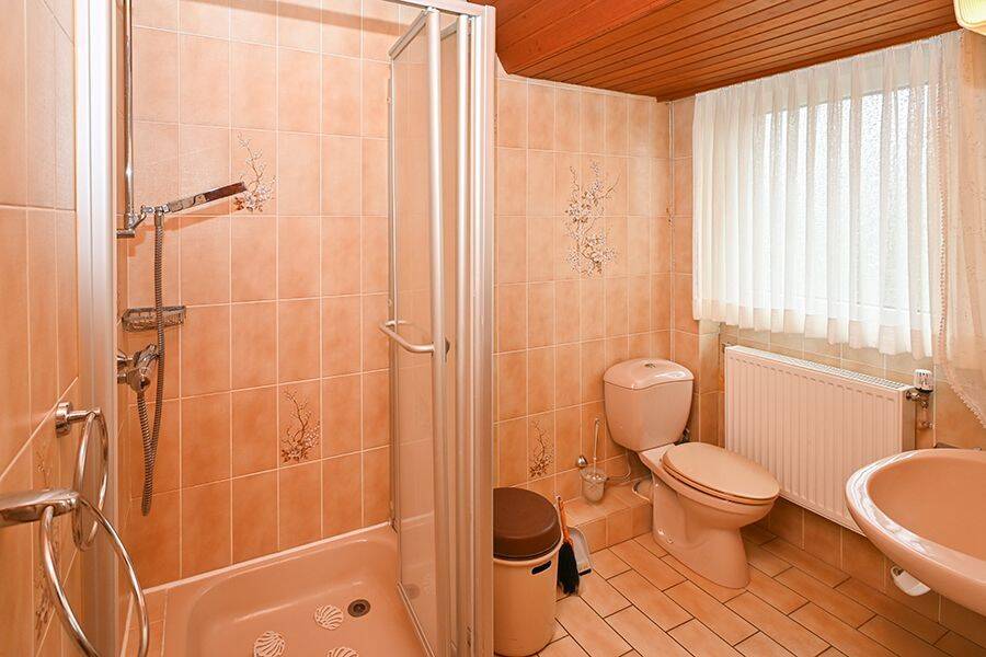 Hannover - Misburg-Nord: Charmantes Haus mit großem Garten und Ausbaupotenzial! – Hannover – Vorschaubild 7