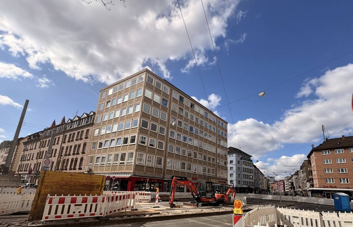 Von privat - Modernisierte 2-Zimmer-Wohnung -zentral in Nürnberg, bezugfrei – Nürnberg – Bild 1 von 9