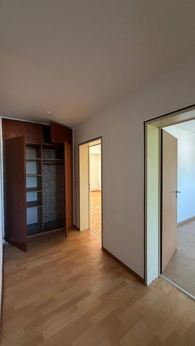 Attraktive Wohnung mit Balkon in ruhiger Wohnanlage von Nürnberg inkl. Einbauküche – Nürnberg – Vorschaubild 7