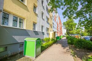 In der Herrichtung! 3-Raumwohnung mit tollem Ausblick vom großen Balkon! – 6128 Halle (Saale) – Vorschaubild 3