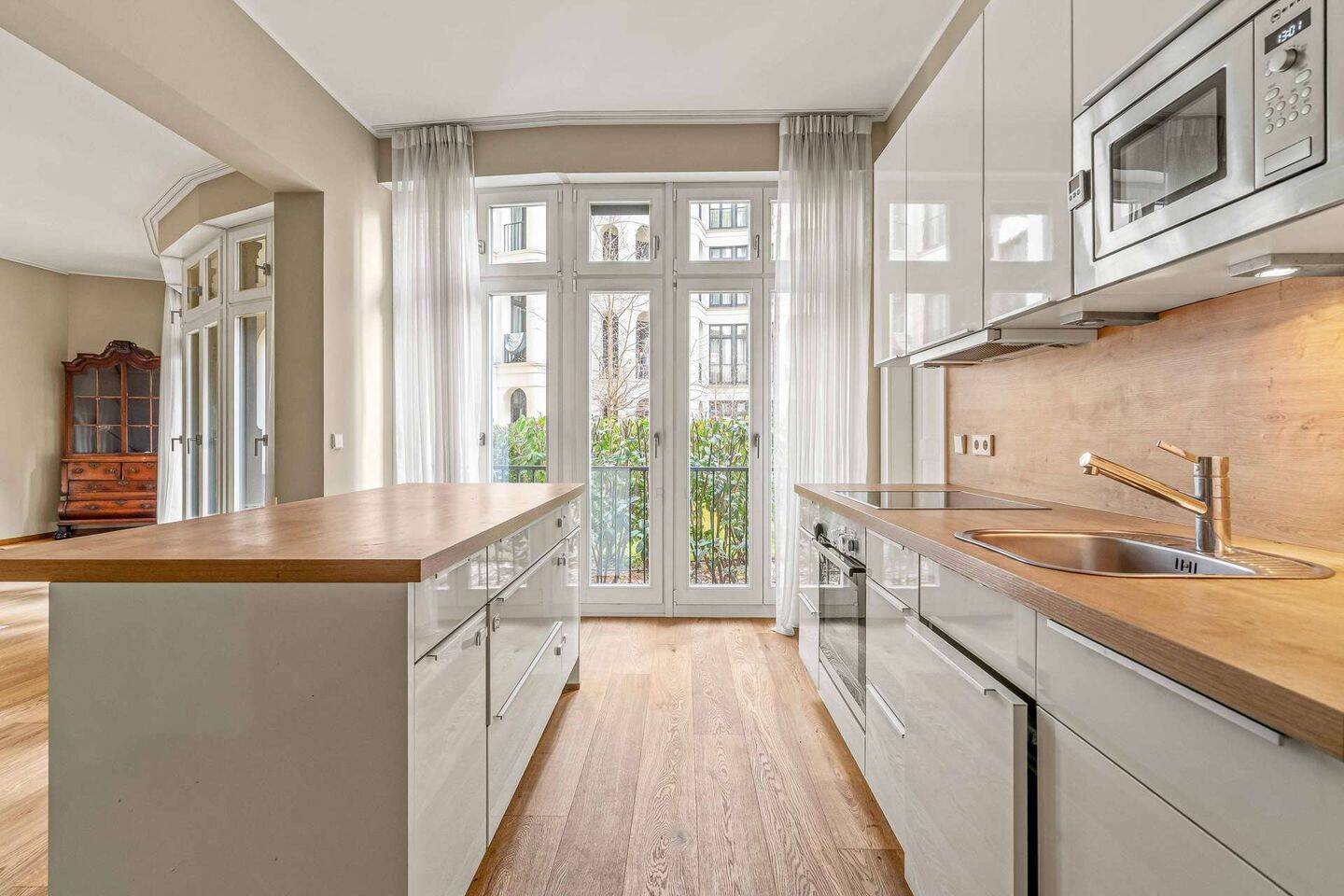 Designerwohnung mit hochwertiger Ausstattung und TG-Stellplatz in Berlin-Mitte – Berlin – Vorschaubild 7