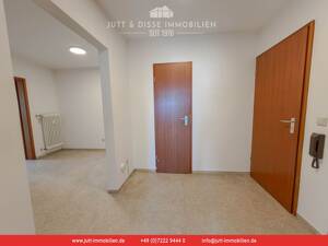 Gepflegte 2 Zimmerwohnung mit Balkon u. Tiefgarage in Gaggenau-Bad Rotenfels – 76571 Gaggenau – Vorschaubild 8