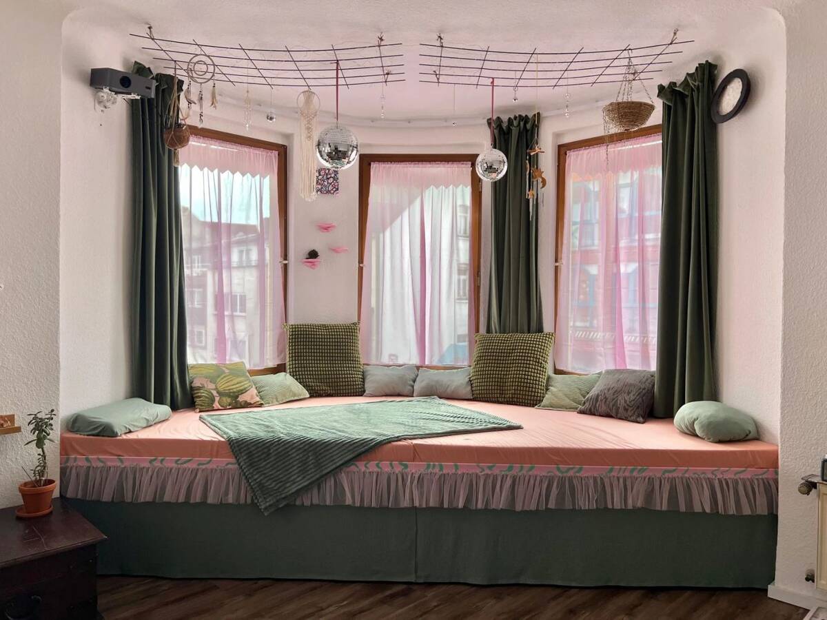 individuelle 4-Zimmer-Wohnung mit Wohnküche – 51143 Köln – Bild 1 von 9