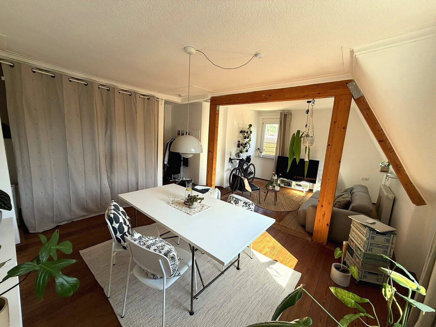 46 m² sanierten, dreiseitig belichtet, ruhigen Altbau-Charme in Heslach – Stuttgart – Vorschaubild 6