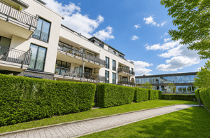 Modernes Wohnen im Zylinderviertel: 3-Zimmer-ETW mit Fahrstuhl, 2 Balkonen + TG-Stellplatz! – 22529 Hamburg – Vorschaubild 2