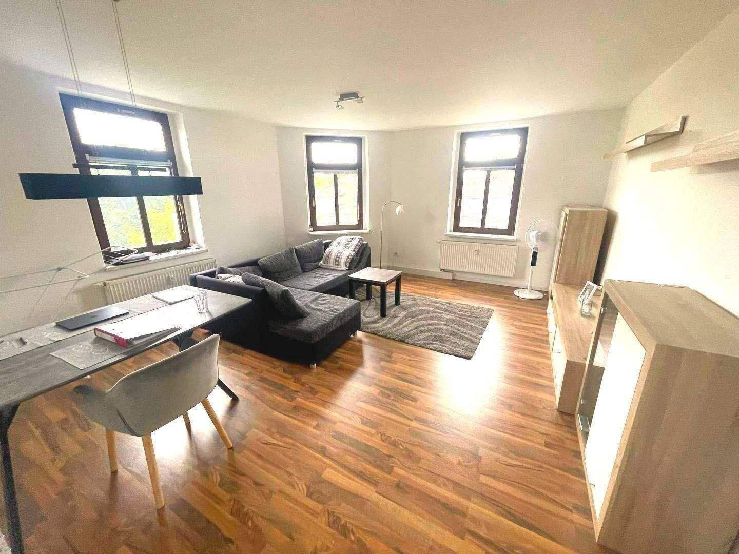NEU SANIERT / BLICK INS GRÜNE / TOP LAGE