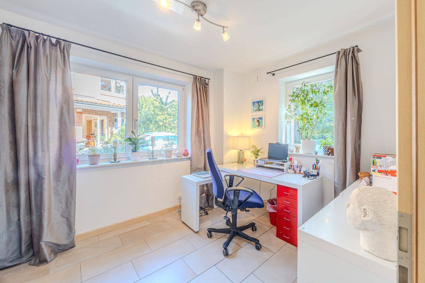 Idyll trifft Platzwunder: Das perfekte Einfamilienhaus für die große Familie – Hamburg – Vorschaubild 9