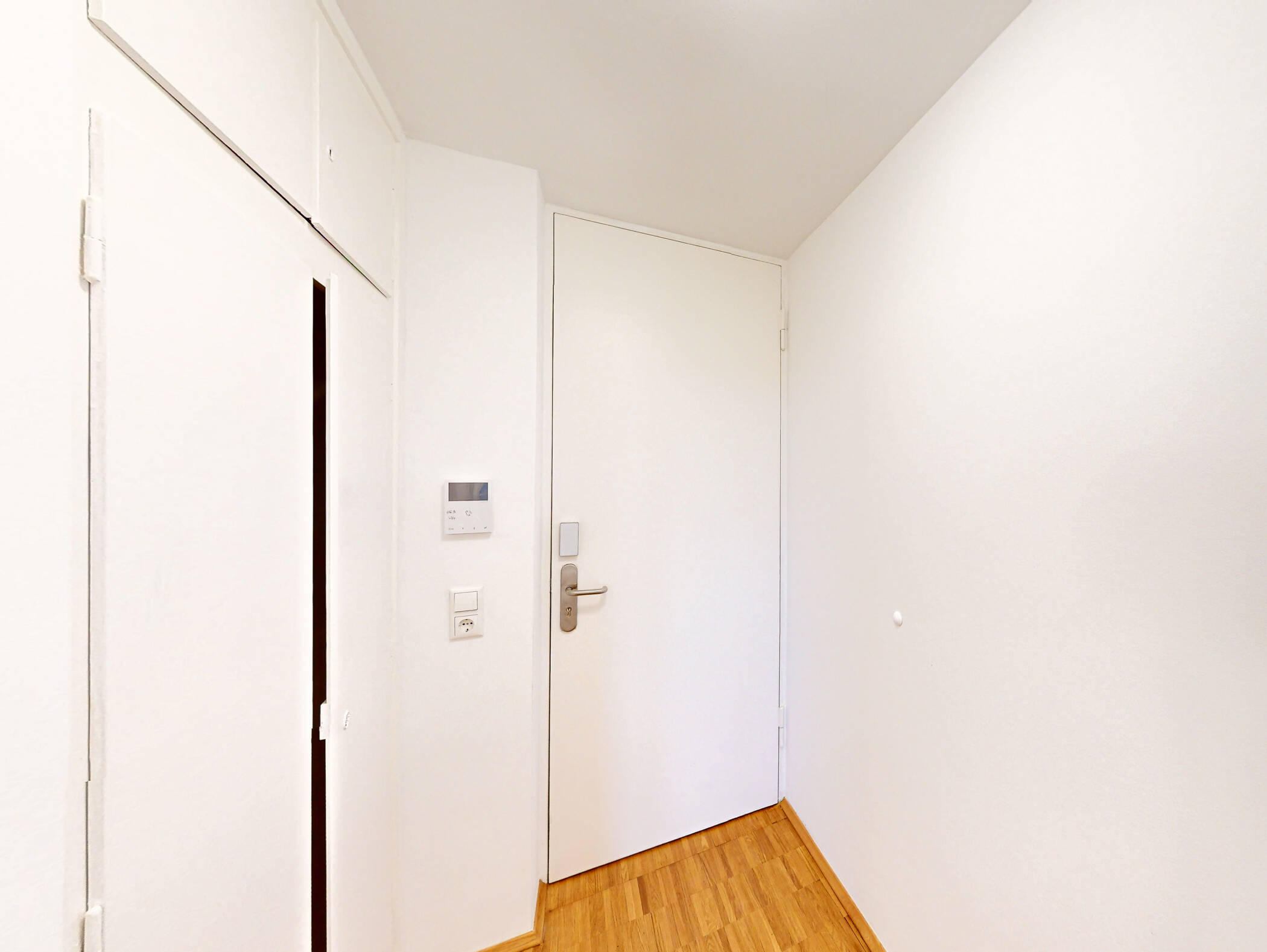 1-Zimmer-Wohung - möbliert, modern mit Einbauküche! – Erlangen – Vorschaubild 6