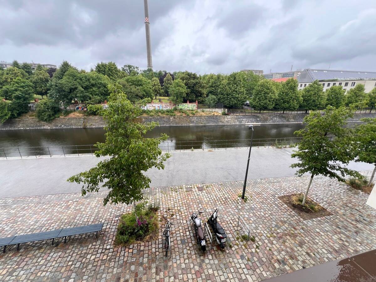 Mitte: 2-Zi-NB-Wohnung - WASSERBLICK - 66 m² - 2 TERRASSEN, EBK LUXUS Bad - per SOFORT zu VERKAUFEN – Berlin – Bild 1 von 9