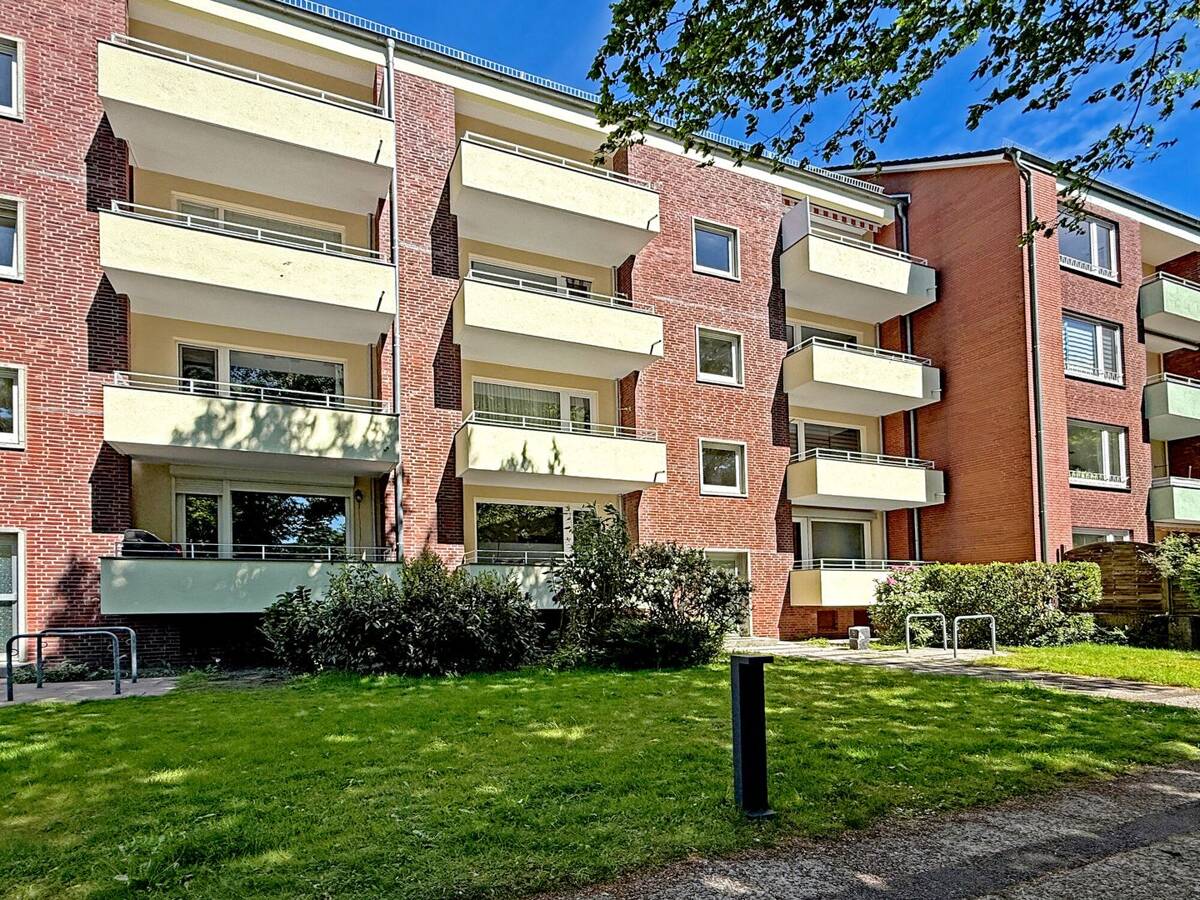 gepflegte 2-Zimmer-Eigentumswohnung zum Kauf in Hamburg Lokstedt - Wentzel Dr. – 22529 Hamburg – Bild 1 von 9