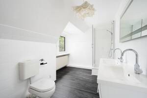 Stilvolles Einfamilienhaus mit Sauna, großem Grundstück und modernisierter Technik in Oberneuland – 28355 Bremen – Vorschaubild 6