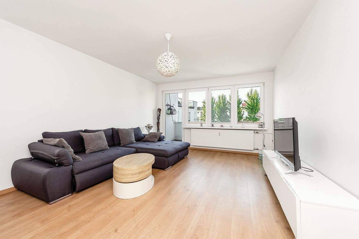 Bezugsfreie 2 Zimmer Doppelbalkon Wohnung provisionsfrei dicht Kudamm zu verkaufen – Berlin – Vorschaubild 8