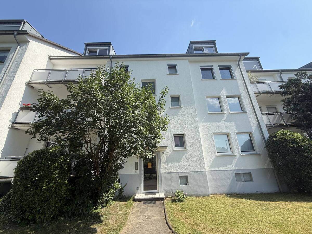 Gepflegte 3-Zimmer-Wohnung mit Balkon in Köln-Sürth - ideal für Eigennutzer & Kapitalanleger – 50999 Köln – Bild 1 von 9