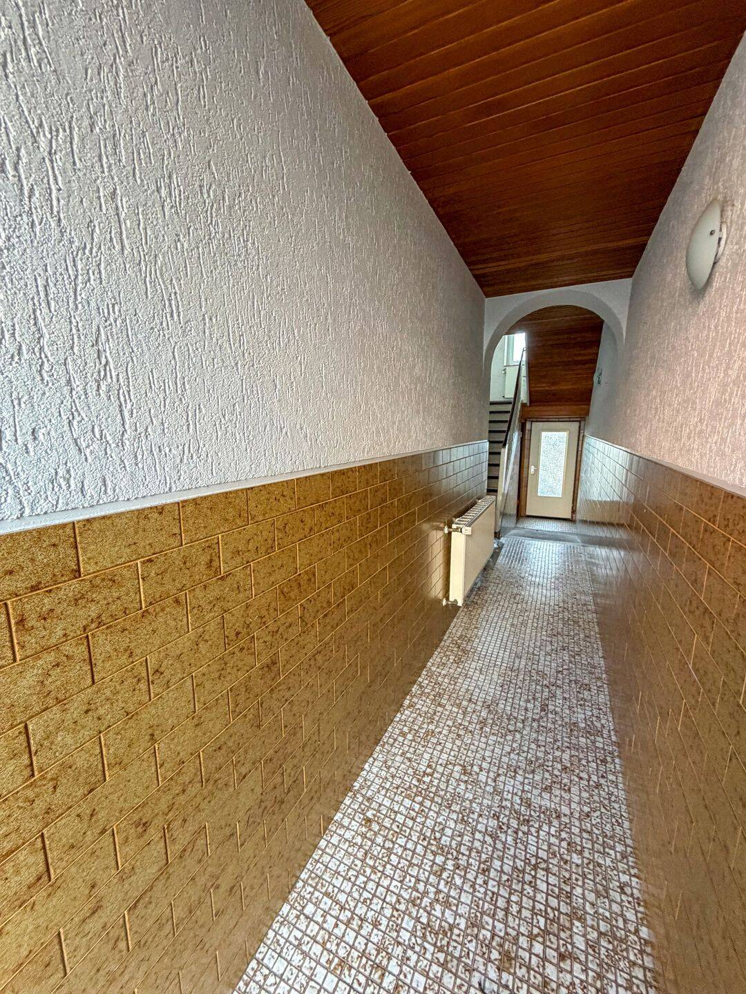 Zweifamilienhaus mit Garage und Garten in Stolberg-Büsbach – Stolberg – Vorschaubild 3