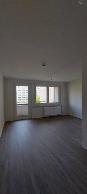 Hereinspaziert - 3 Zimmer zum Wohlfühlen! – 1239 Dresden – Vorschaubild 7