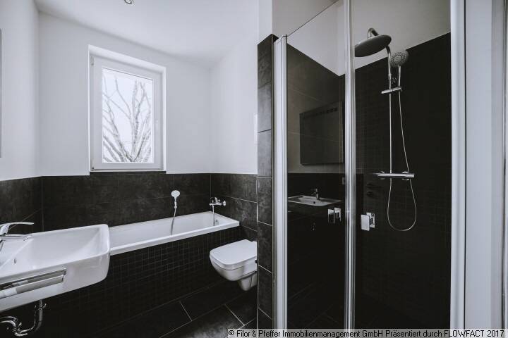Moderne 3-Raum-Wohnung mit attraktiver Ausstattung - 2 Balkone, Fußbodenheizung, Parkett! – Magdeburg – Vorschaubild 3