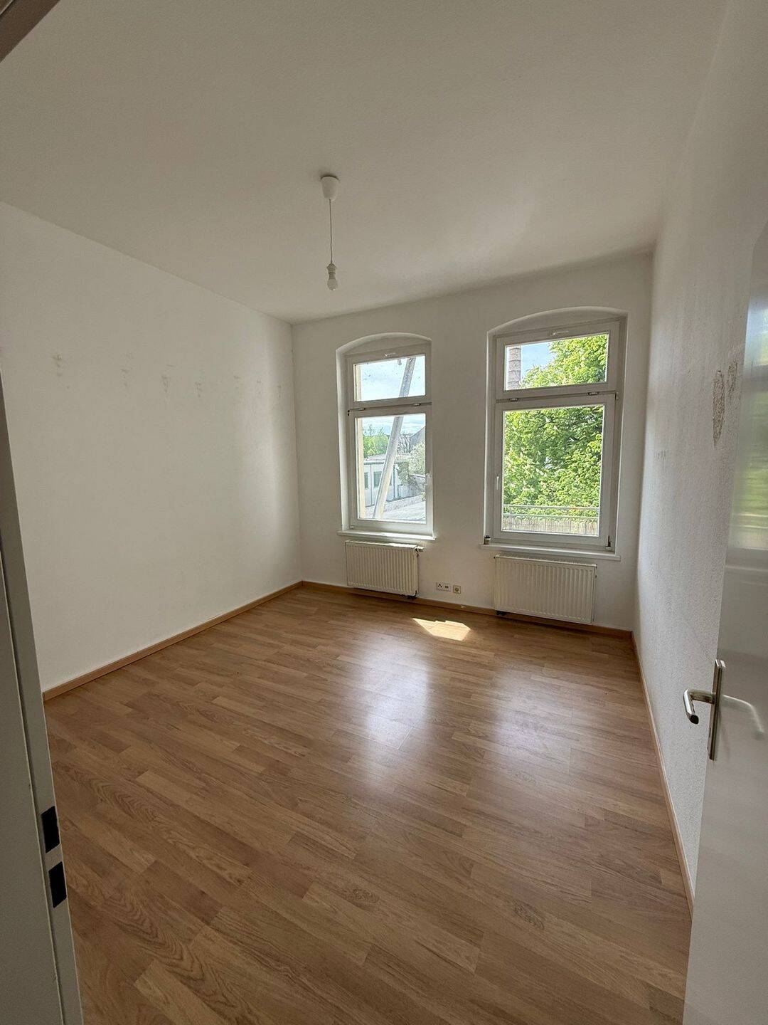 3-Raum Wohnung mit EBK und Stellplatz in Uni Nähe sucht Mieter – Chemnitz – Vorschaubild 6