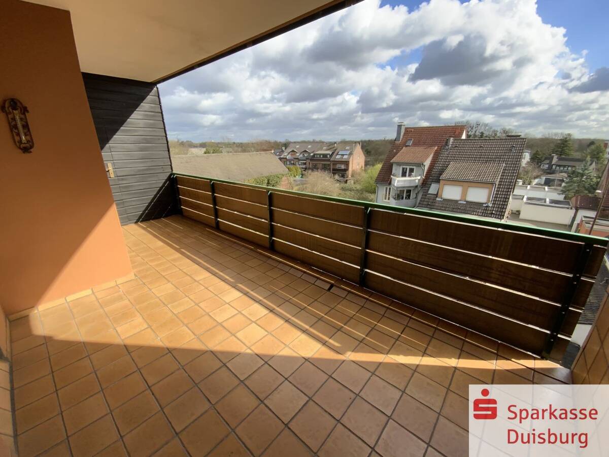 Ihr Zuhause mit Weitblick über Huckingen – 47259 Duisburg – Bild 1 von 9