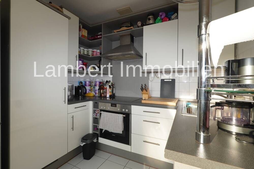 Lichtdurchflutete DG-Wohnung mit Sonnenloggia und Tiefgaragenstellplatz in Wiesbaden-Erbenheim – Wiesbaden – Vorschaubild 9