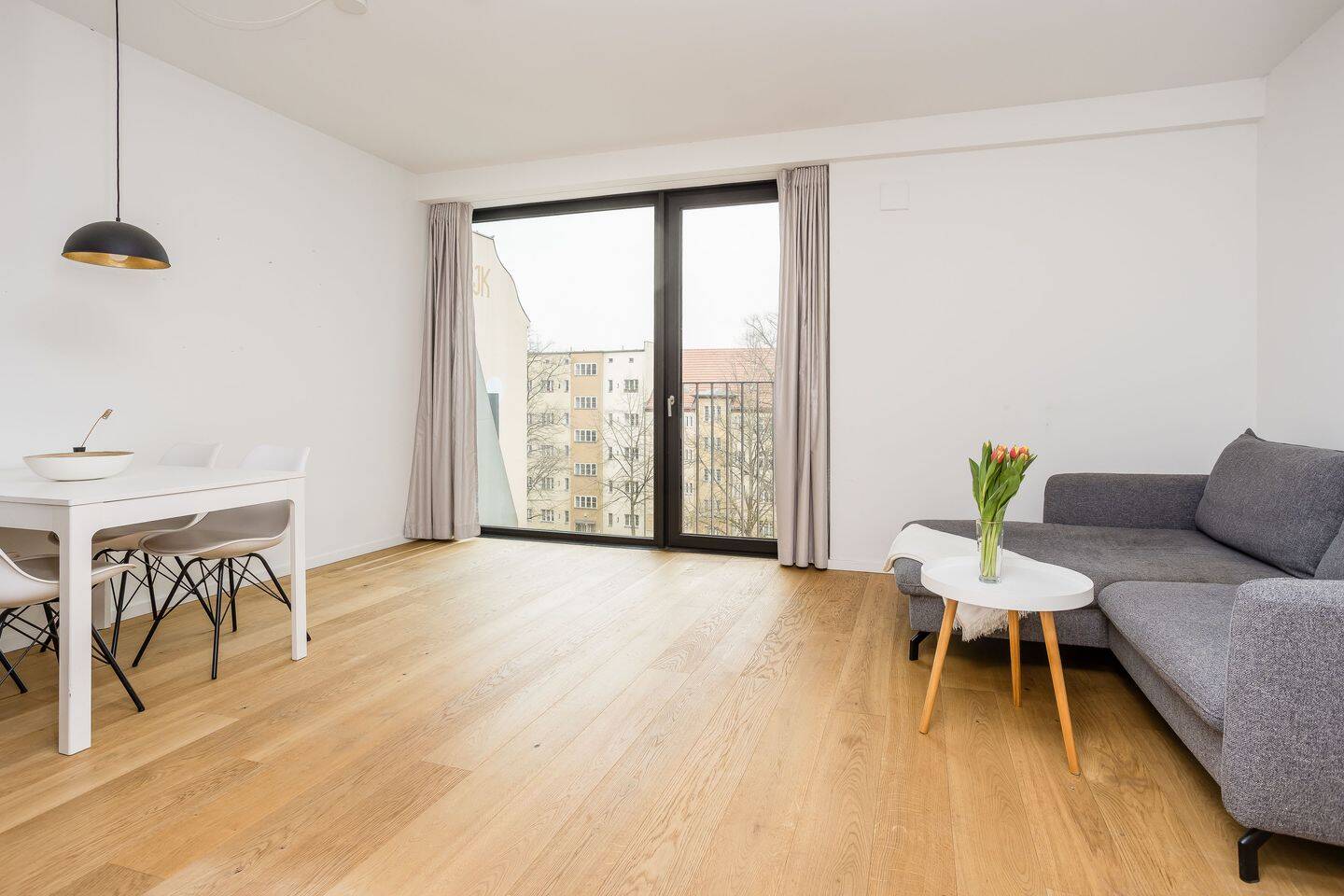 Sunny designer apartment in a top location - urban living or renting between Maybachufer & Spree! – Berlin – Vorschaubild 2