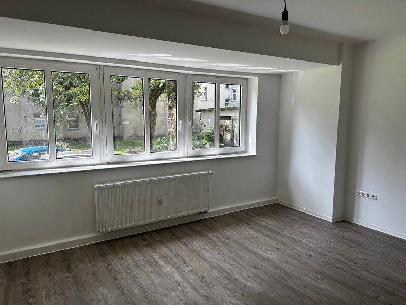 Praktische 1-Zimmer-Wohnung mit geräumiger Küche – Hamburg – Vorschaubild 2