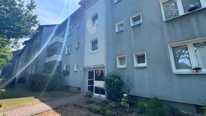 ACHTUNG SOMMERAKTION ! Ab 01.08.2026 ! 4,5- Zimmer- ETW mit Balkon in E- Katernberg, Hanielstr. 15 ! – 45327 Essen – Vorschaubild 2