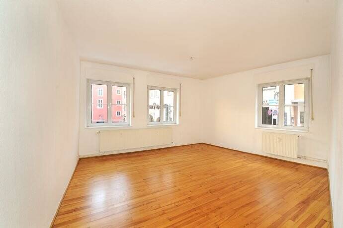 HELLE 2-ZIMMER-WOHNUNG ZENTRAL IN NÜRNBERGER ALTSTADT – Nürnberg – Vorschaubild 2