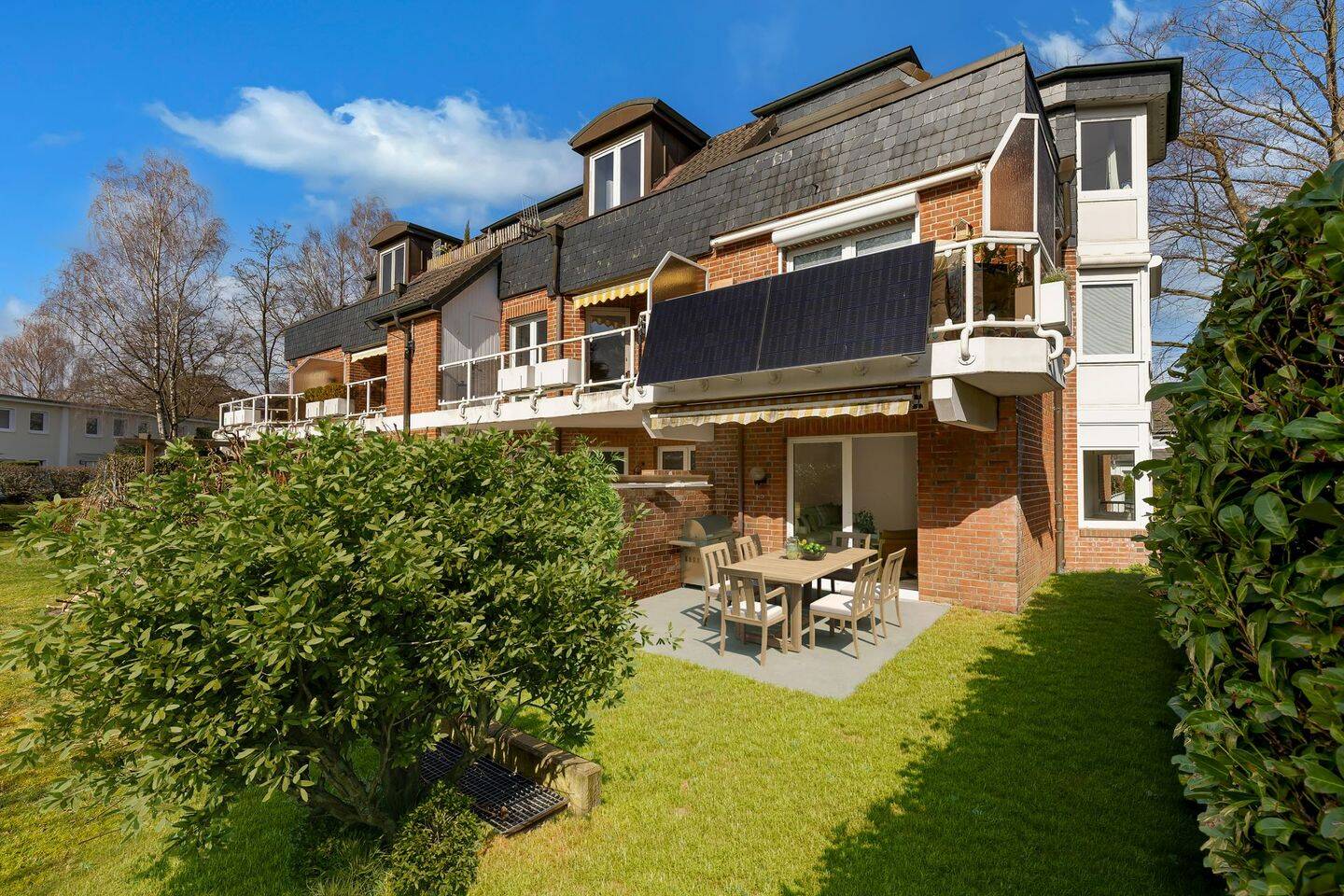 Kernsanierte 2-Zimmer-Gartenwohnung mit Südterrasse & TG-Stellplatz – Hamburg – Vorschaubild 2
