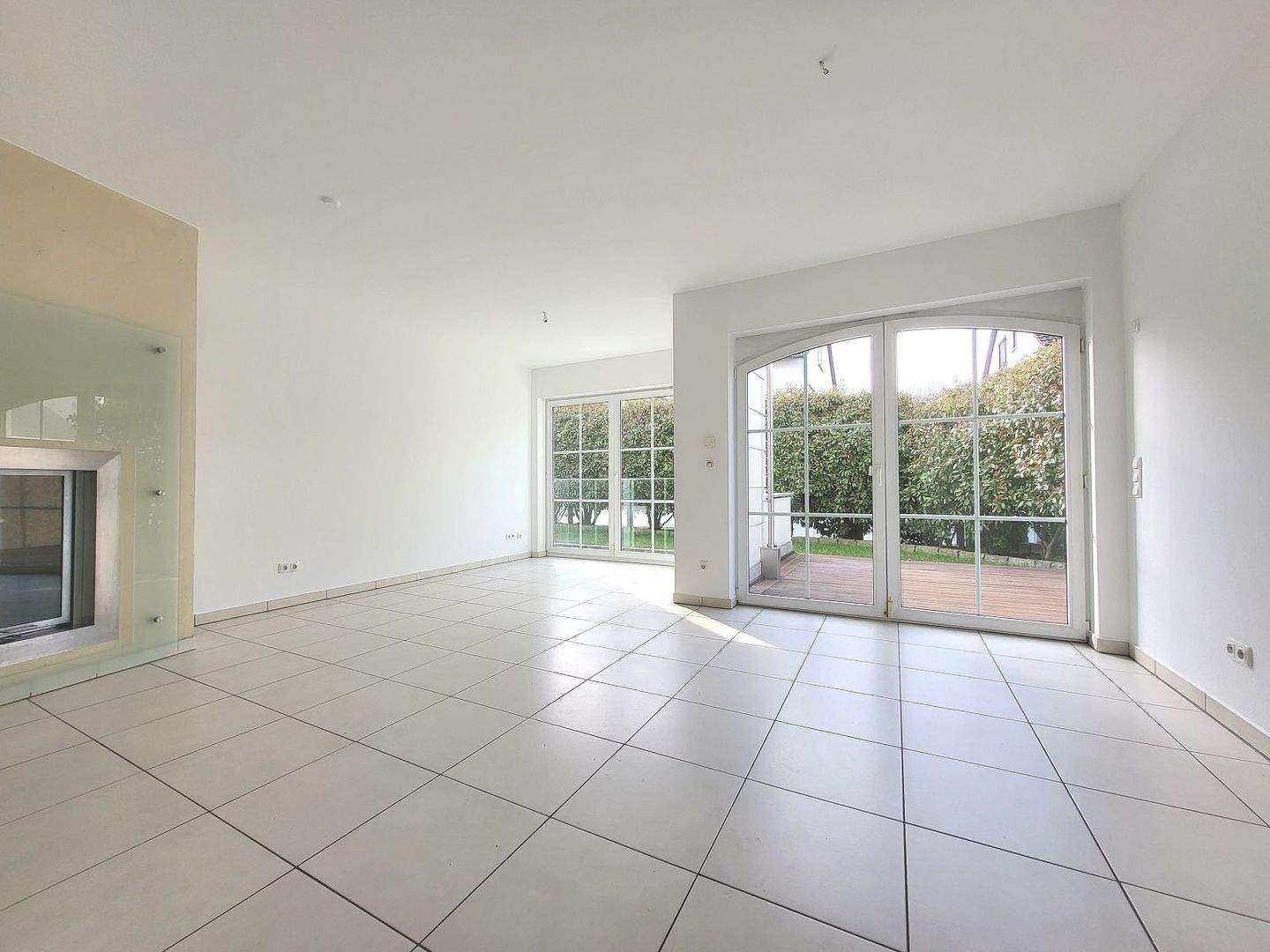 *** Vor den Toren Frankfurts - Exklusive Doppelhaushälfte mit hochwertiger Einbauküche & Garage! *** – Dreieich – Vorschaubild 9