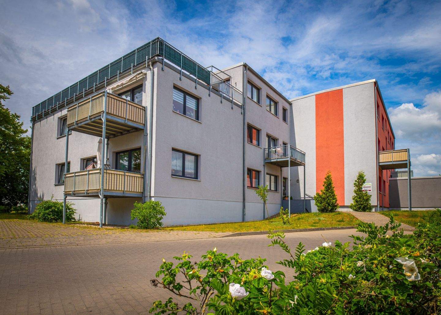 Zimmer in Wohngruppe mit Gemeinschaftsflächen – ideal für betreutes Wohnen