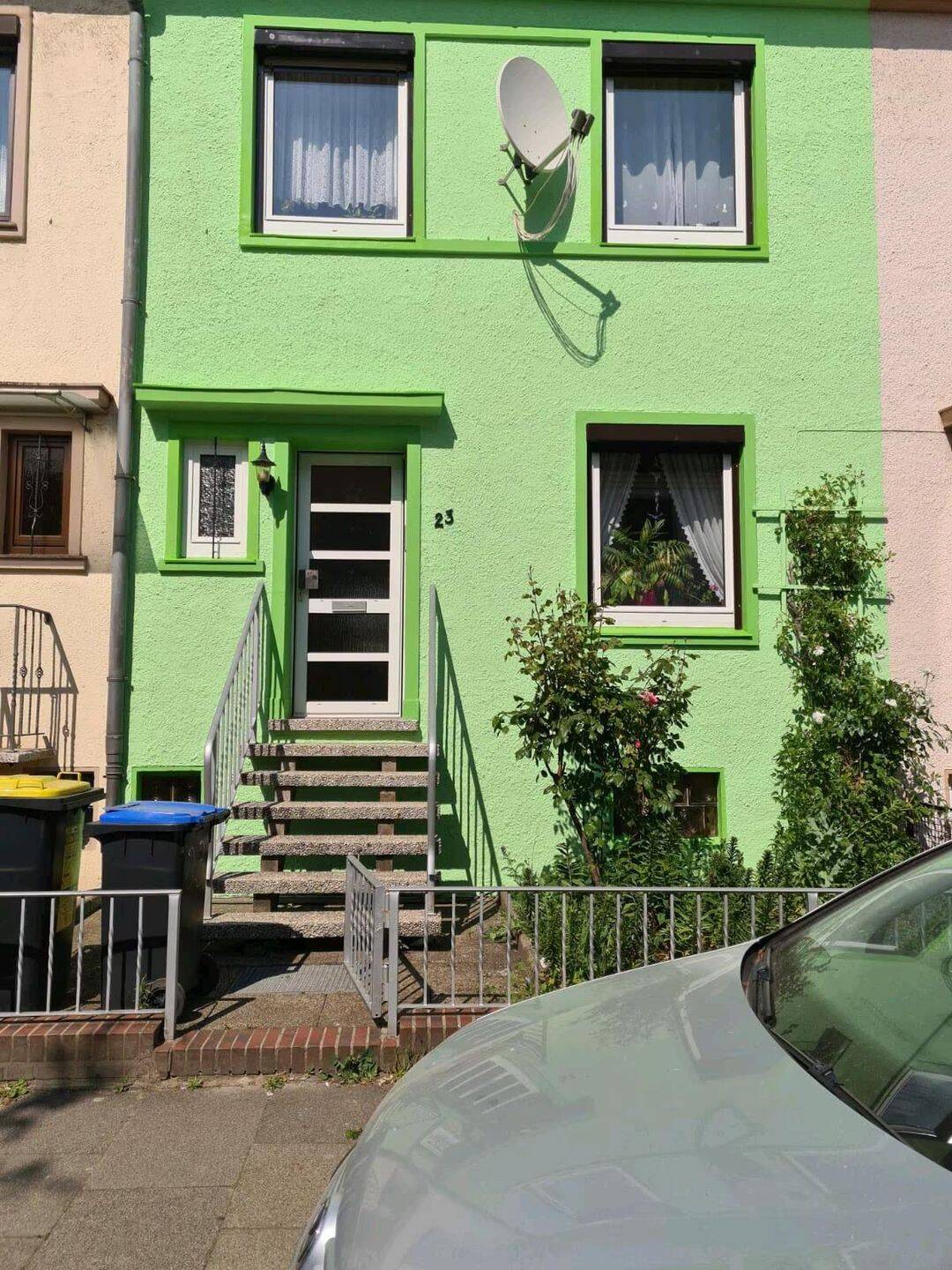 Platzwunder in Ohlenhof: Gepflegtes 6-Zimmer-Reihenhaus mit moderner Bosch-Heizung & Garage – Bremen – Bild 1 von 9