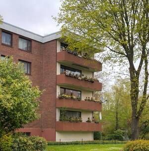 Kernsanierte 3-Zimmer-Eigentumswohnung mit großem Süd-Balkon in Huchting