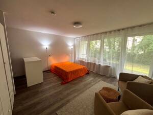 Ruhiges EG-Apartement in RG mit Park, Terrasse, TG, bezugsfrei in Milbertshofen