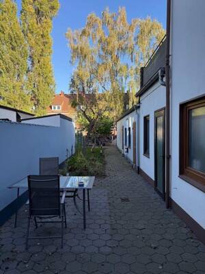 Interessantes, 6 Zi. Altbremer Reihenendhaus mit Potenzial, schöne Küche, Vollbad mit Fenster, Teilkeller, Terrassen und Garten – 28239 Bremen – Vorschaubild 2