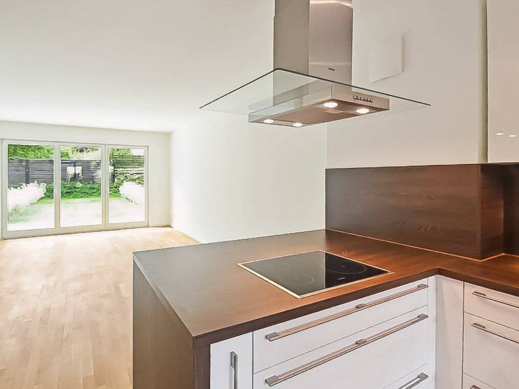 Modernes Reihenmittelhaus mit Dachterrasse und kleinem Garten in Hamburg Duvenstedt – Hamburg – Vorschaubild 5